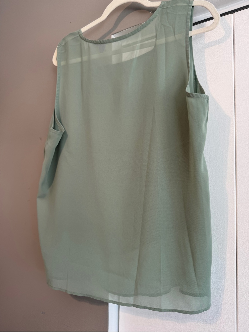 Sage Green Layered Chiffon Tank Top sz XL - Picture 7 of 8